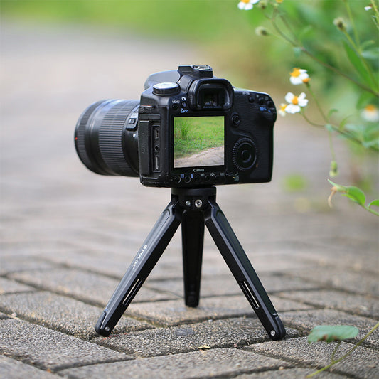 Compatible with Apple, Mobile phone metal mini tripod