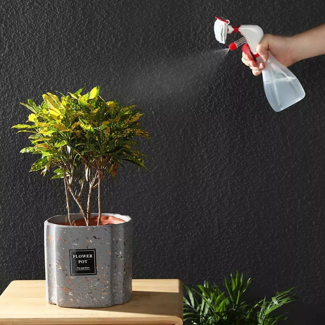 Handheld Spray Window Wiper Household Glass Wiper Cleaning