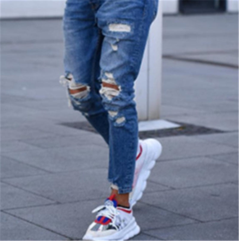 Hole men"s jeans