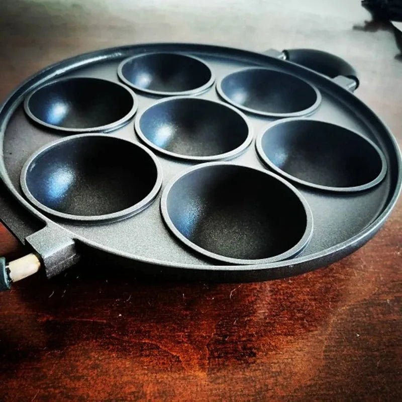 7 Hole Cake Cooking Pan Cast Iron Omelette Pan Non - stick Cooking Pot Breakfast Egg Cooking Pie Cake Mold Cookware Kitchenware - Chic Cart