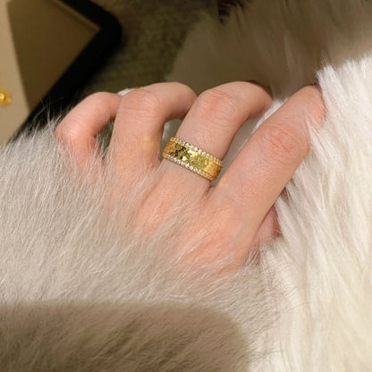 Light Luxury Temperament Fashion Closed Inlaid All-Match Ring