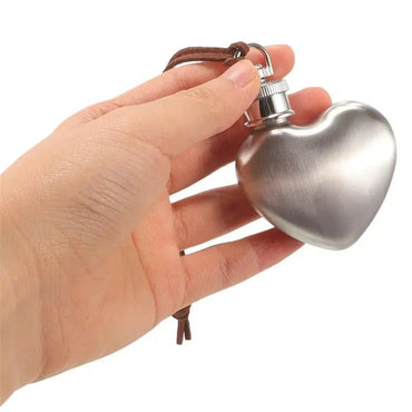 Outdoor Hip Flask Portable Wine Pot Small Hip Flask Heart Shaped Flask Stainless Steel Wine Flask Water Bottle - Chic Cart AMI Cart